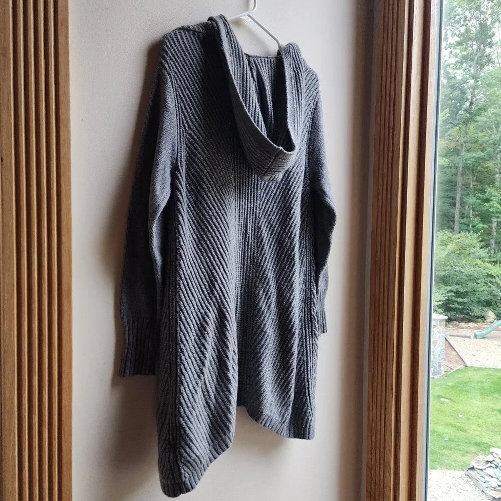 A New Day Gray Open Cardigan Size Medium